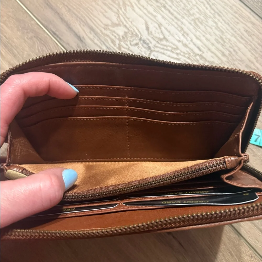 Brown Woven Zip-Around Leather Wallet - Picture 6 of 8